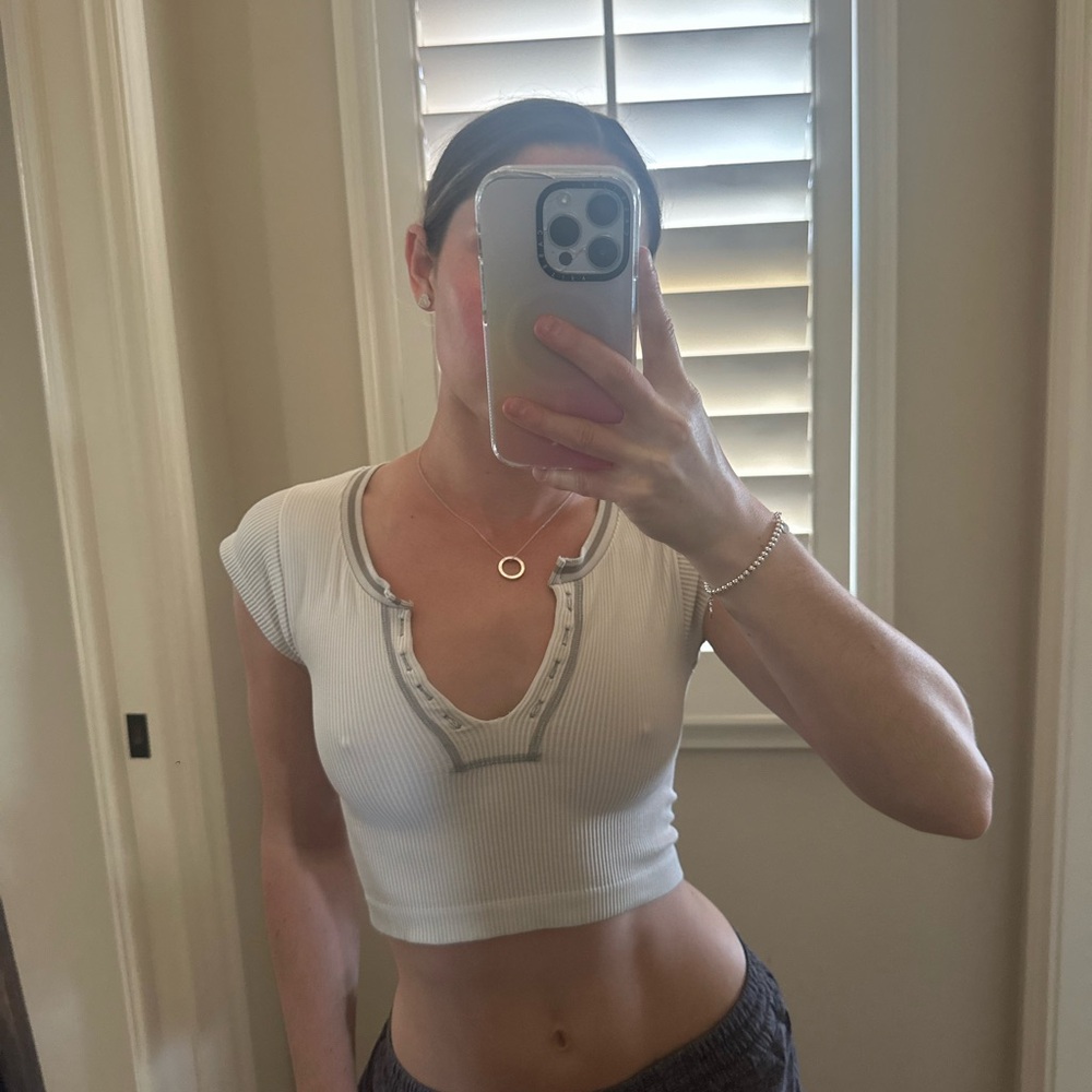 Crop top